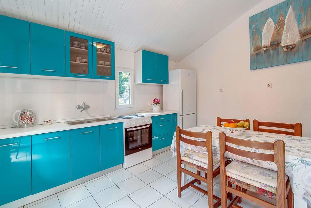 Narcis Central Apartment With Sea & City Views Veli Lošinj Dış mekan fotoğraf